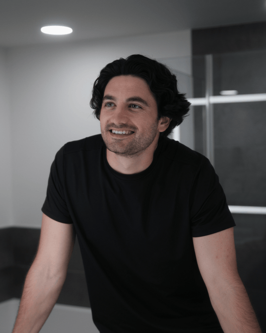Why More Men Are Embracing Makeup in Professional Settings - NuNorm